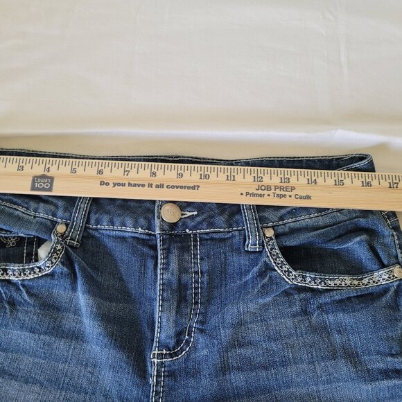 Blue Jean Womens Shorts Embellished Embroidered ND Weekend Size 10 - Picture 3 of 14
